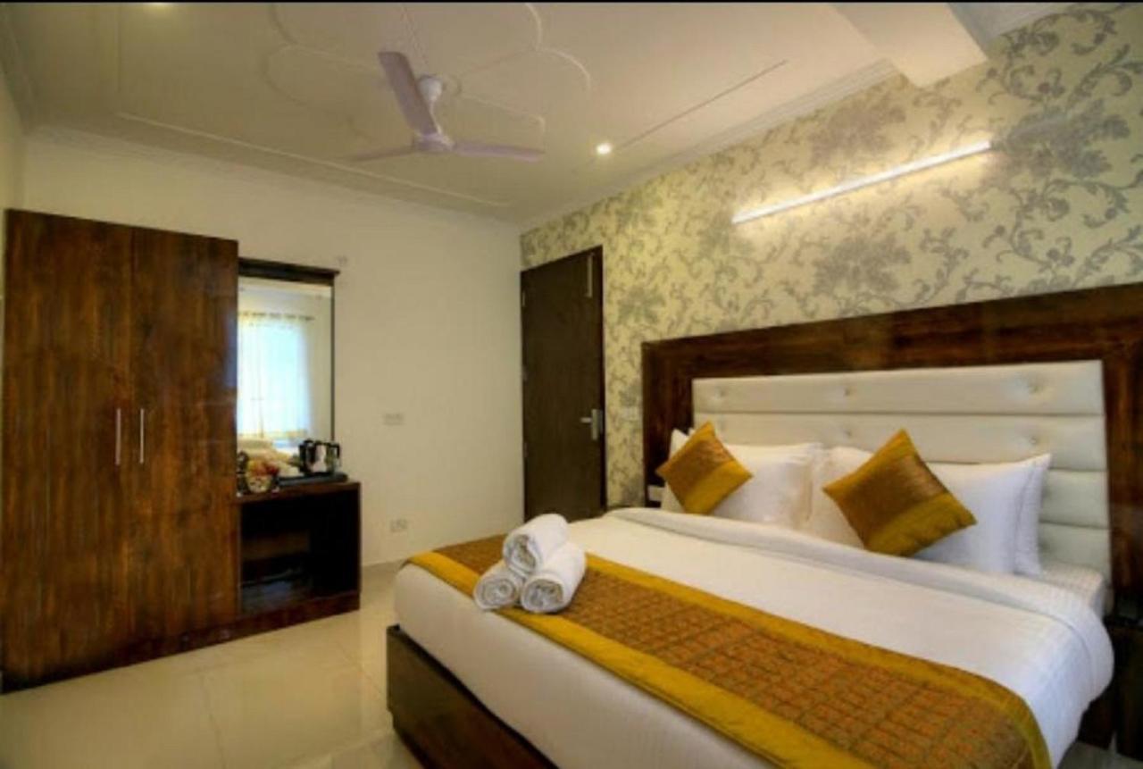 ניו דלהי Hotel Ark Avalon- Delhi International Airport מראה חיצוני תמונה